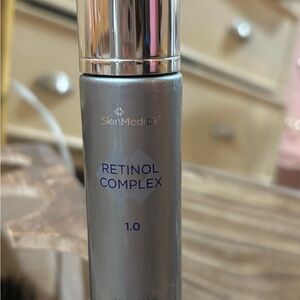 SkinMedica Retinol Complex 1.0 in Silver and Blue